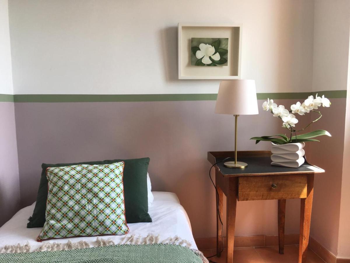 La Belle Amie Bed & Breakfast Seillons-Source-d'Argens Exterior foto