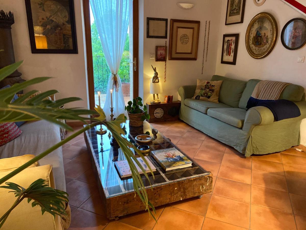 La Belle Amie Bed & Breakfast Seillons-Source-d'Argens Exterior foto